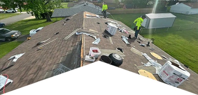 Roof Repairing by Workers